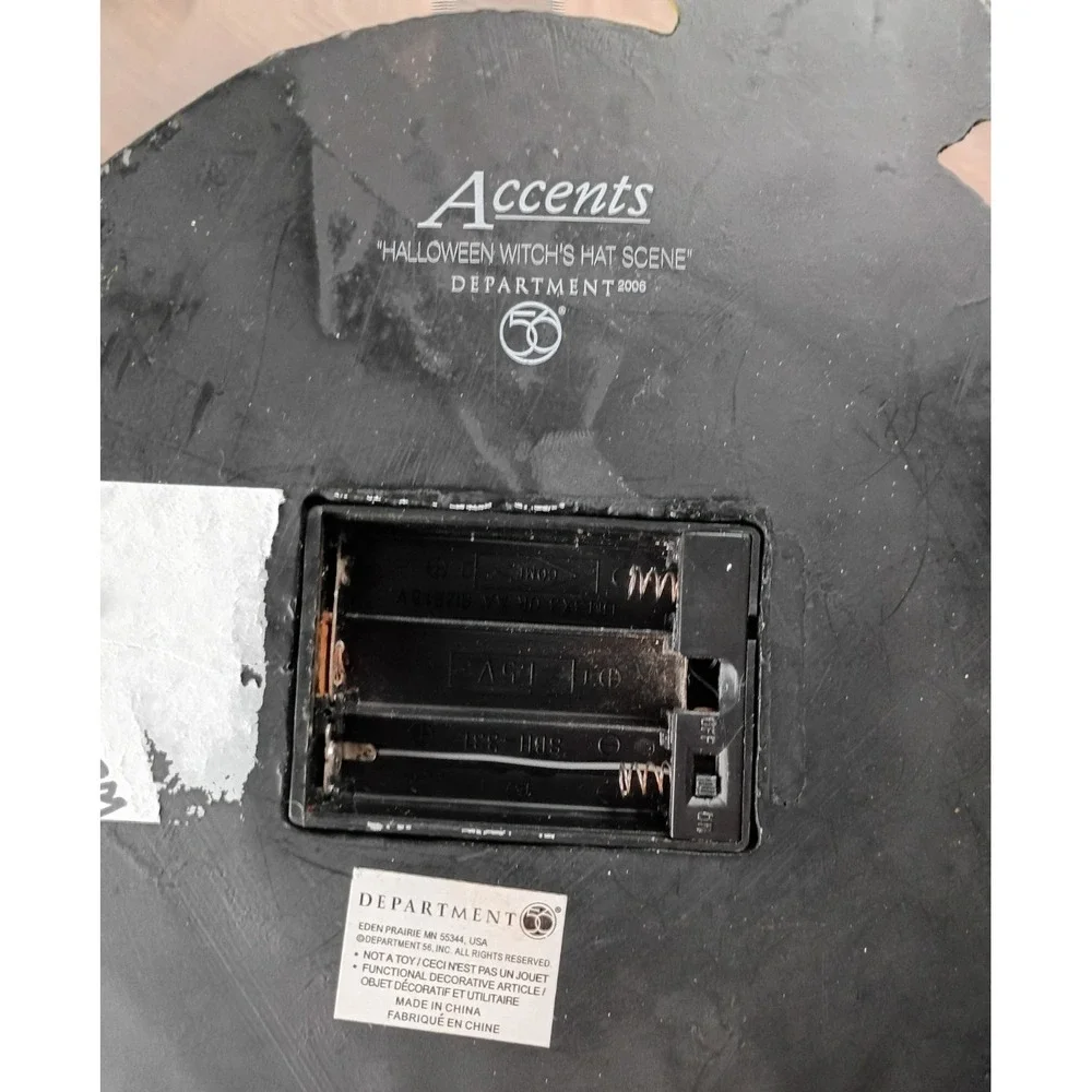 Accents Halloween Witch's Hat Scene DOES NOT WORK Spooky Dept. 56 Skeleton Broke